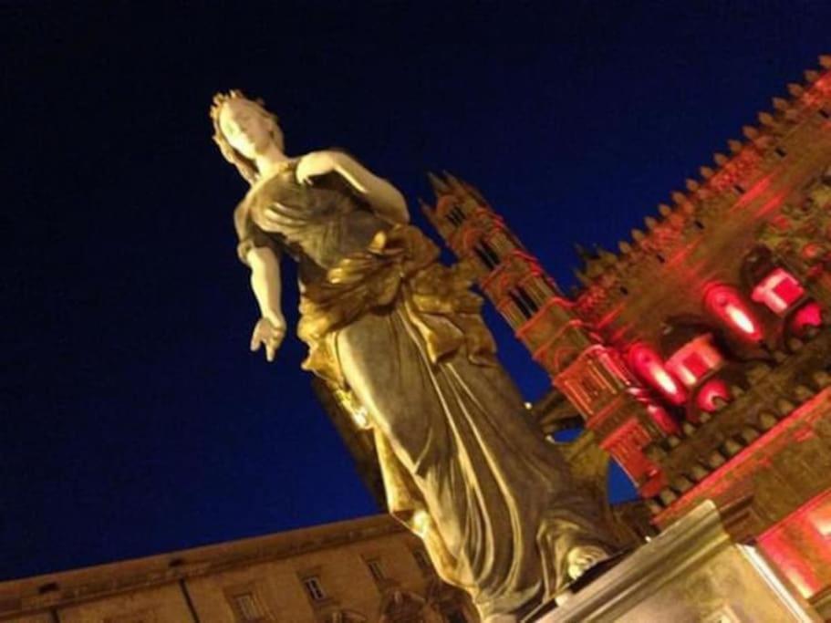 Donna Isabella A Ballaro Palermo Bagian luar foto