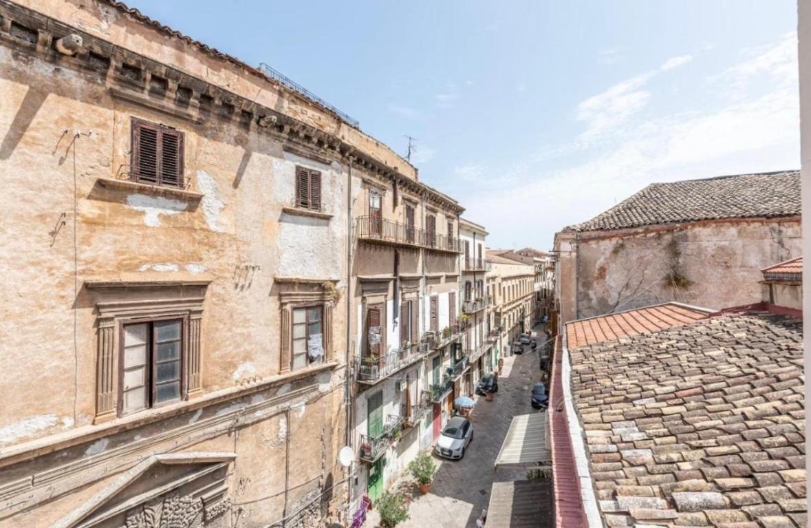 Donna Isabella A Ballaro Palermo Bagian luar foto