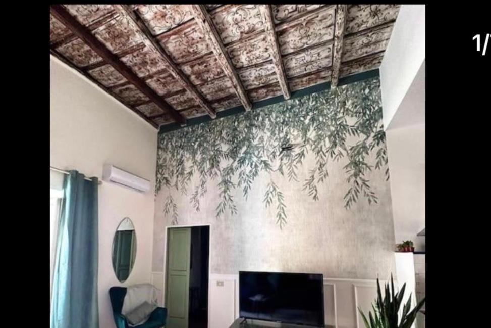 Donna Isabella A Ballaro Palermo Bagian luar foto